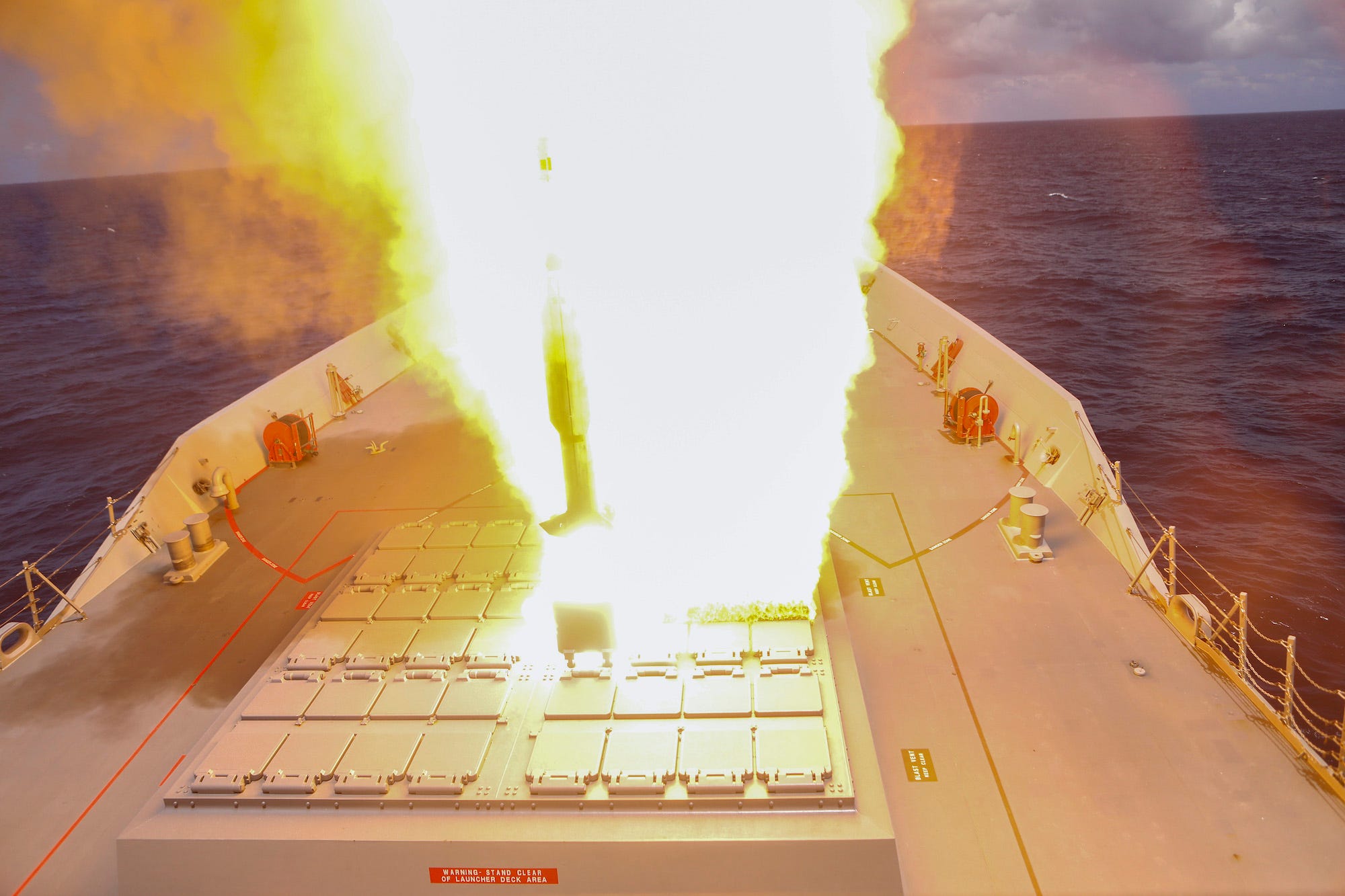 Australia navy SM-2 missile