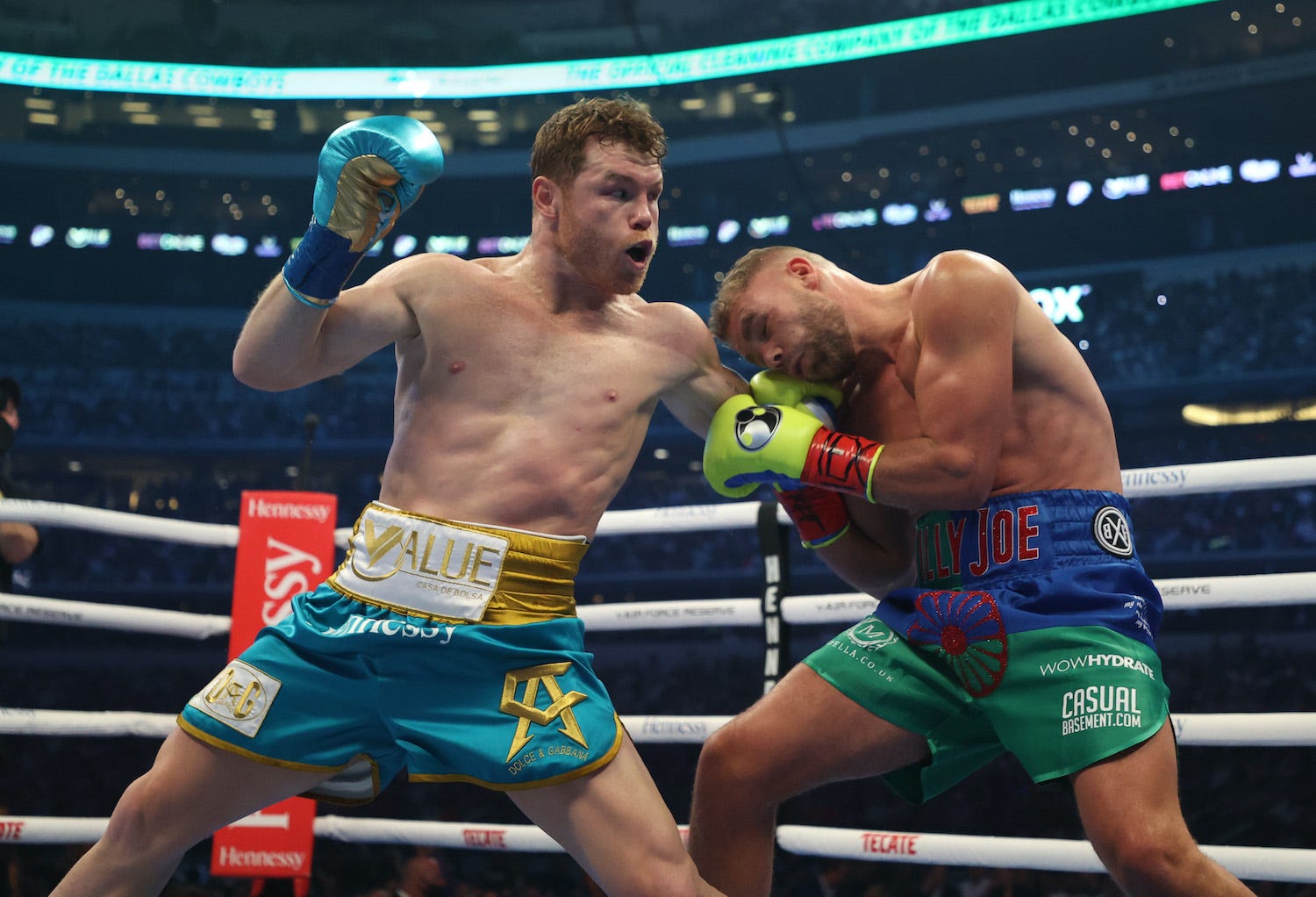 Saul Canelo Alvarez boxing Billy Joe Saunders