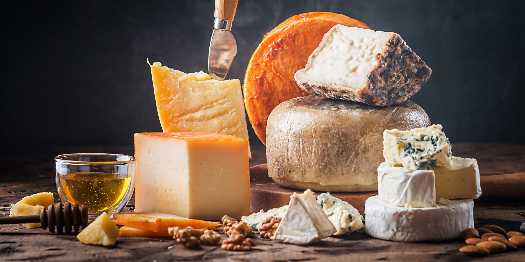 Many different types of cheeses