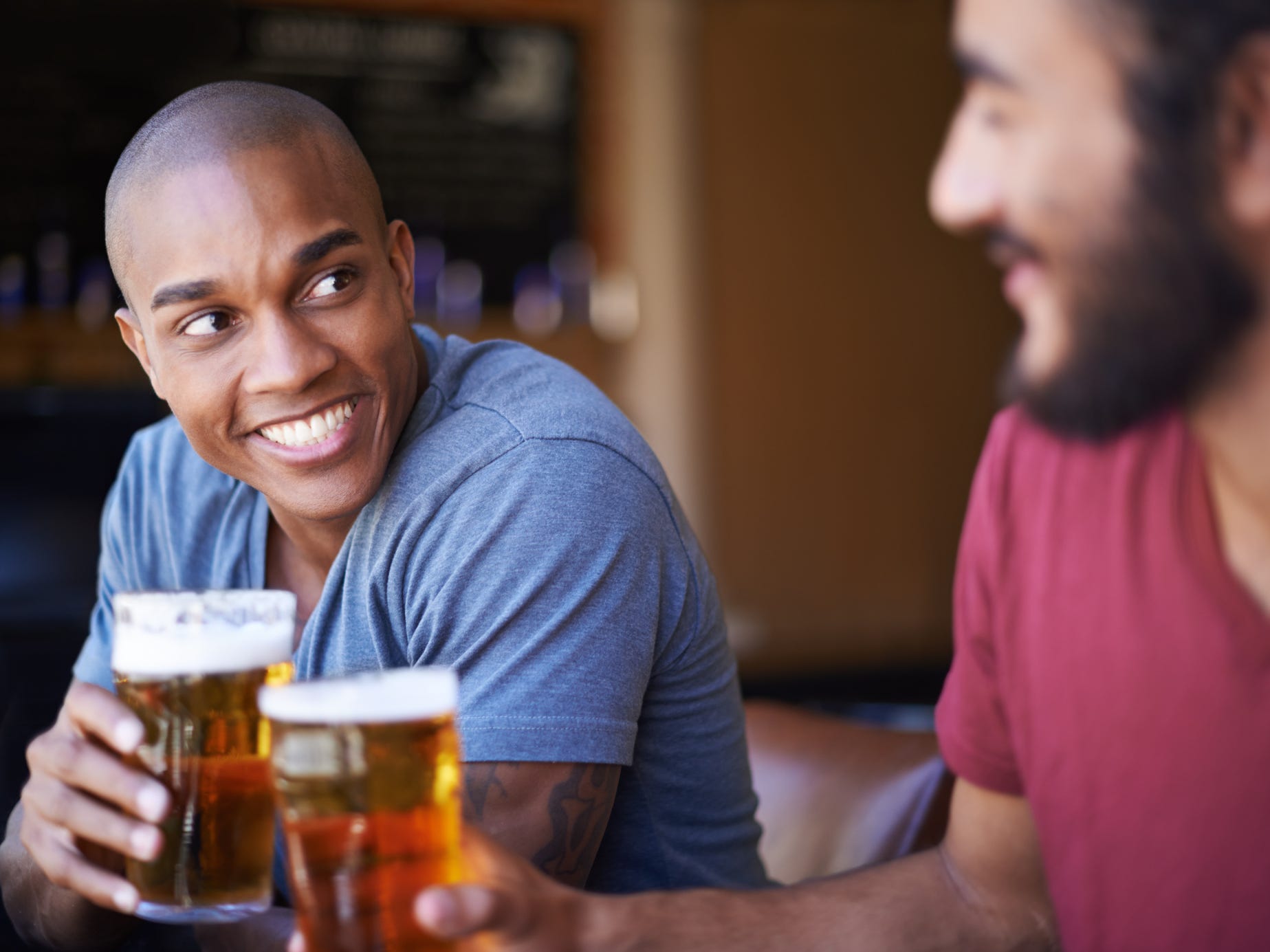 drinking beer friends