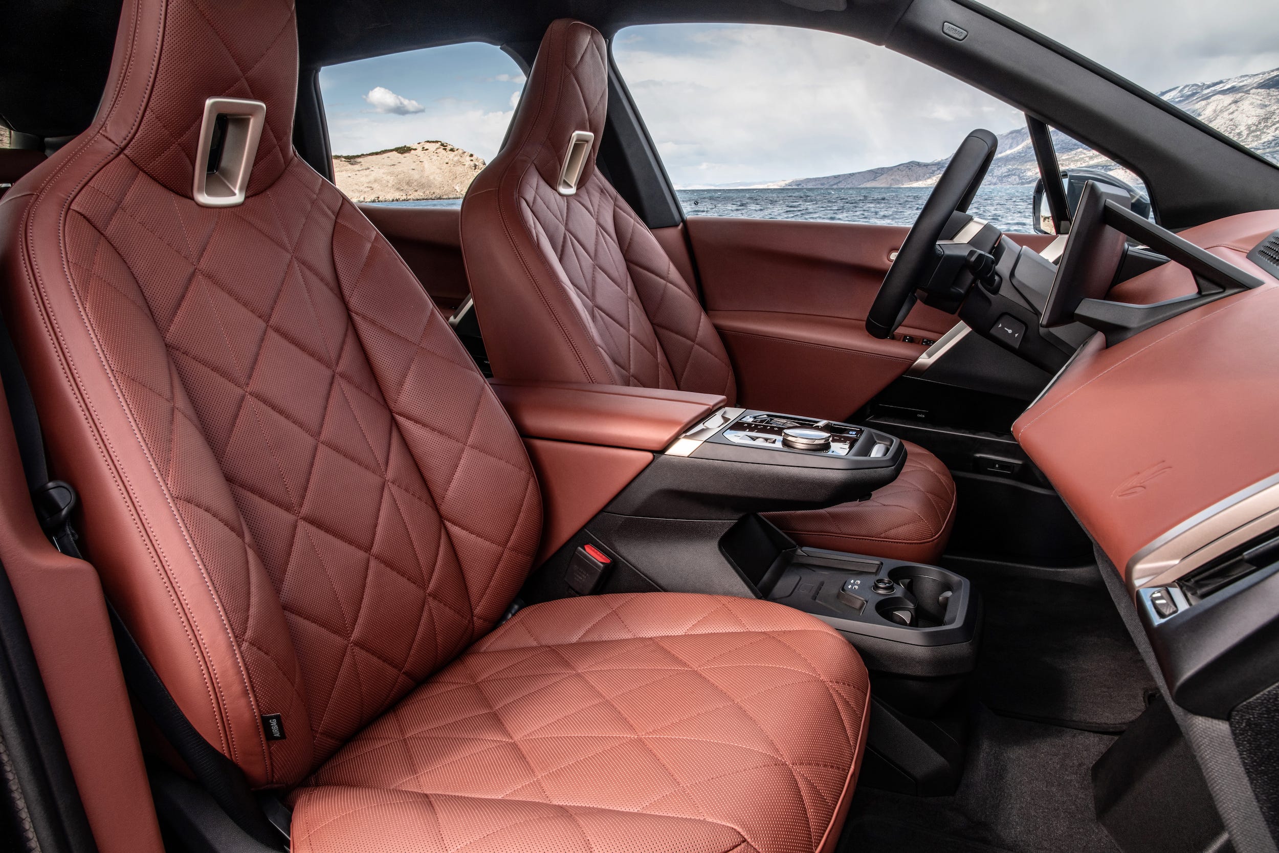 2022 BMW iX.