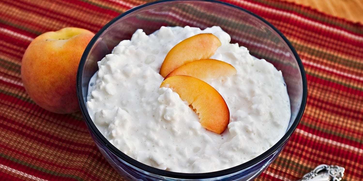 Cottage Cheese and Fruit