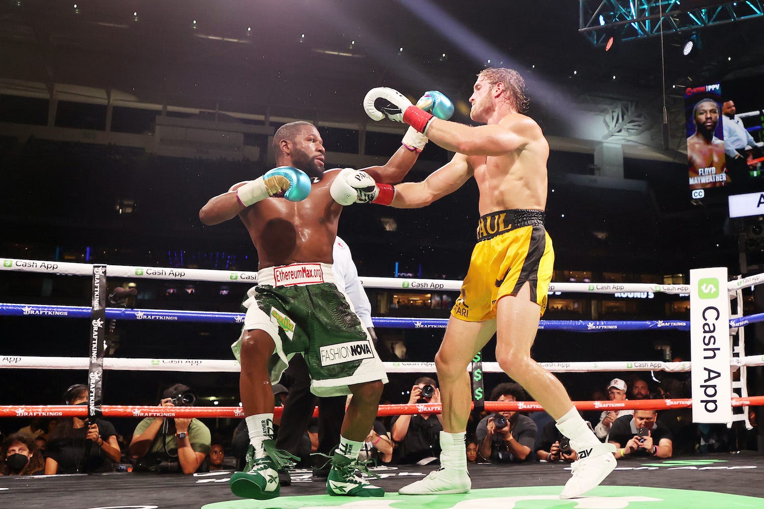 Logan Paul and Floyd Mayweather exhibition