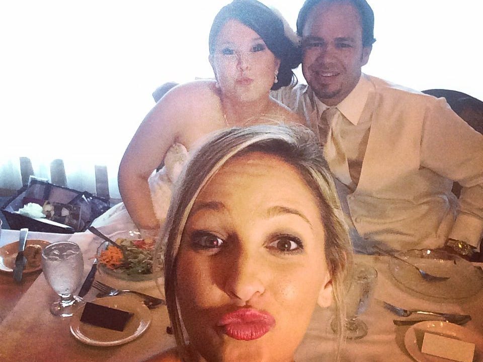 jen glantz working as pro bridesmaid