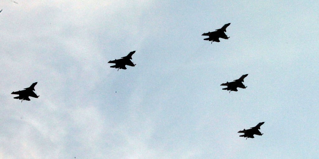 Chinese J-15 fighter jets