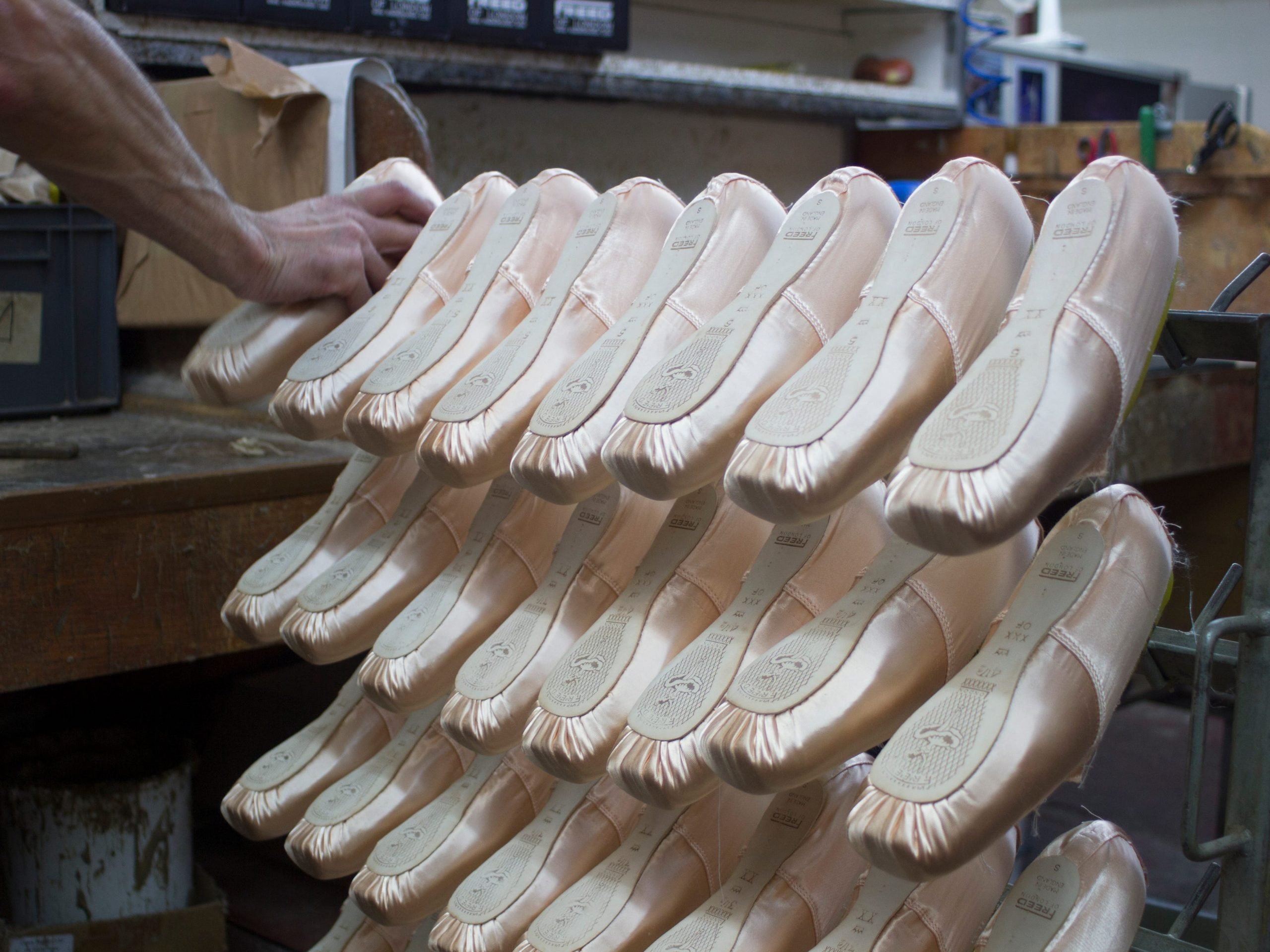 ballerina pointe shoes