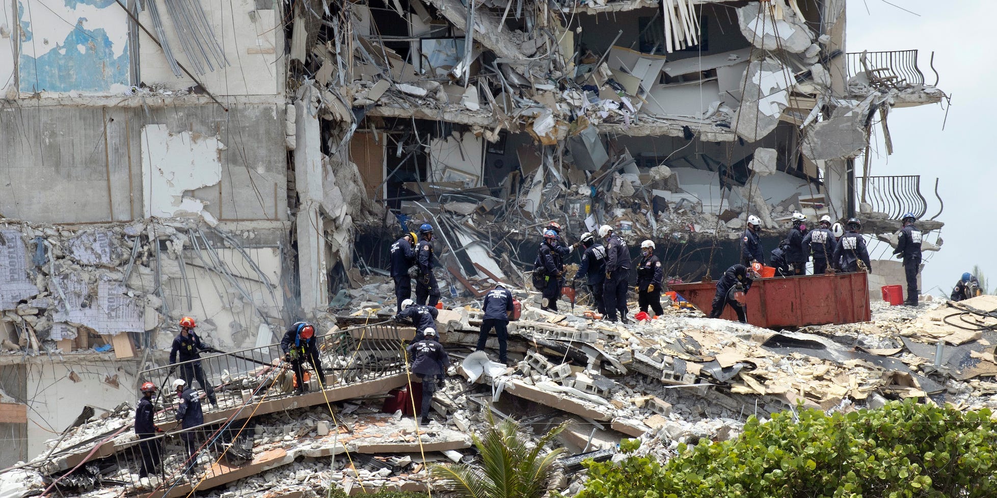 miami condo collapse rescue efforts