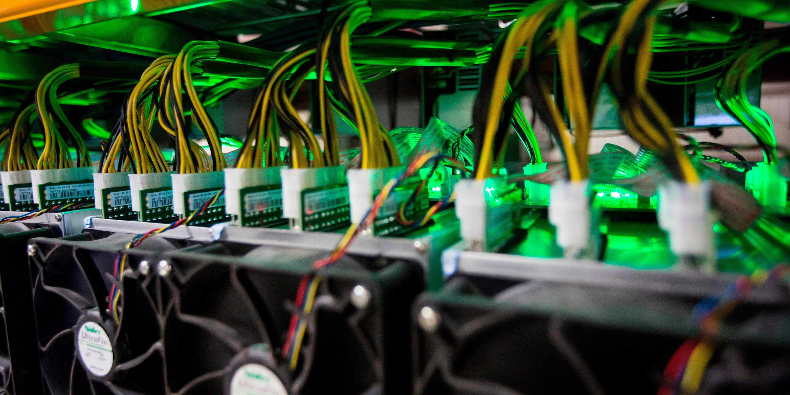 Bitcoin miners plugged in cryptocurrency