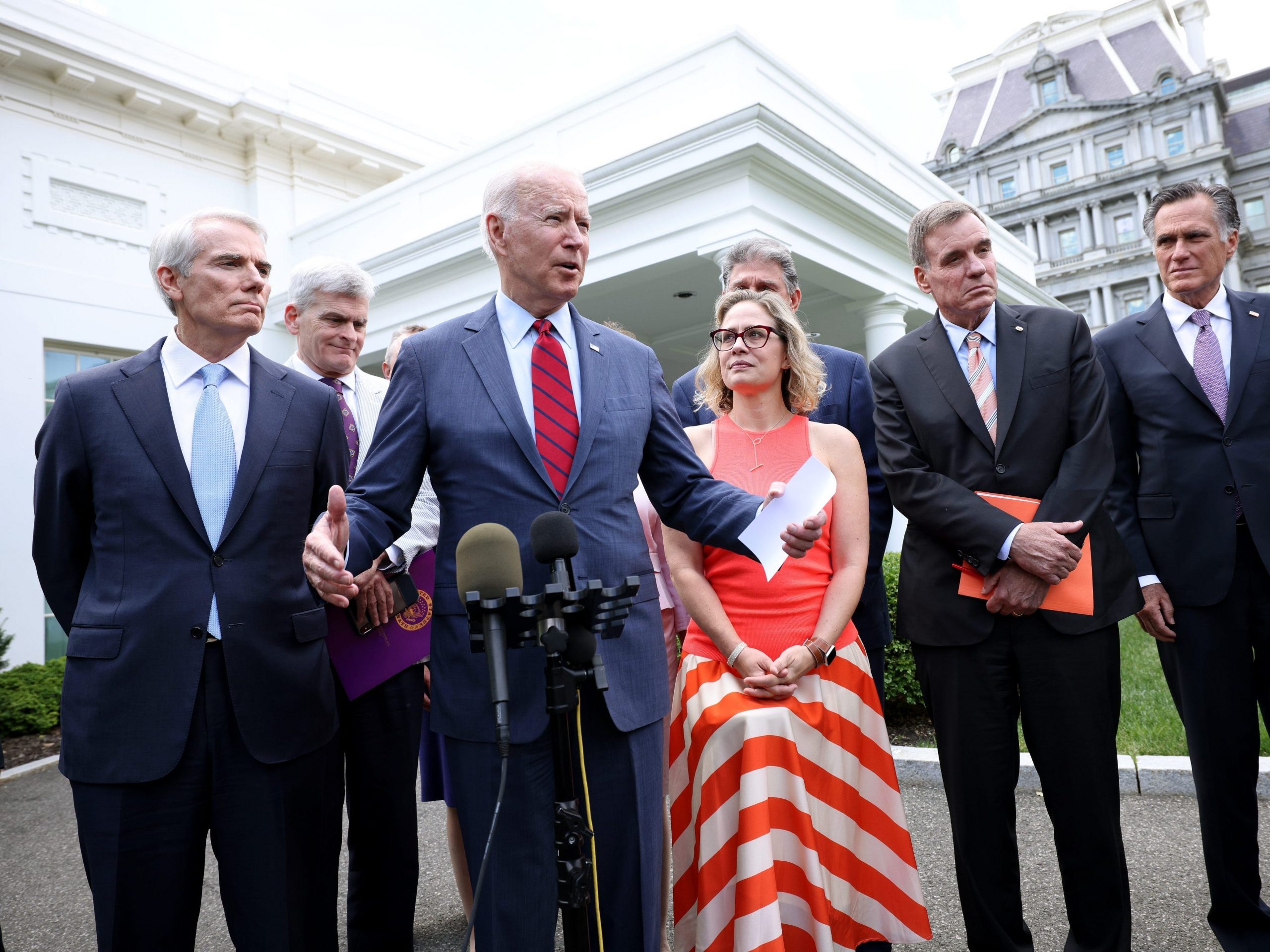 Joe Biden with bipartisan group of senators.