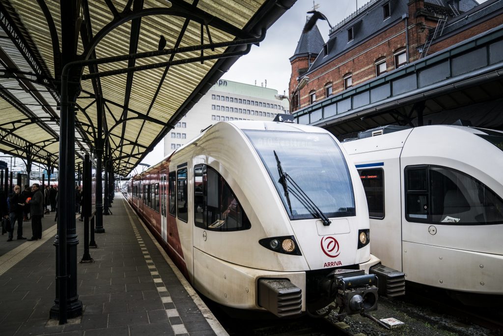 Treinen op Station Groningen