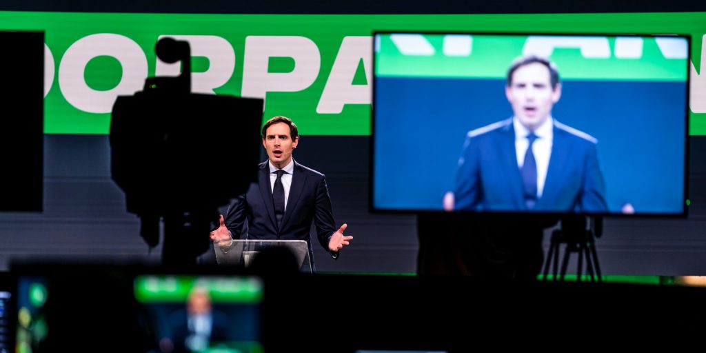Lijsttrekker Wopke Hoekstra tijdens het partijcongres van het CDA, aan het begin van de verkiezingscampagne.