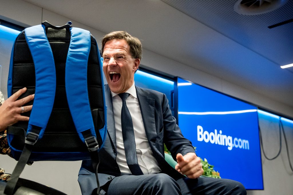 Premier Rutte bracht in 2019 een bezoek aan Booking.com.