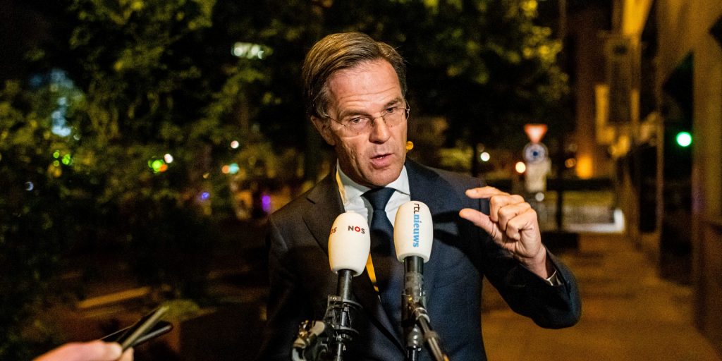 Premier Rutte staat de pers te woord na afloop van de Europese top in Brussel.