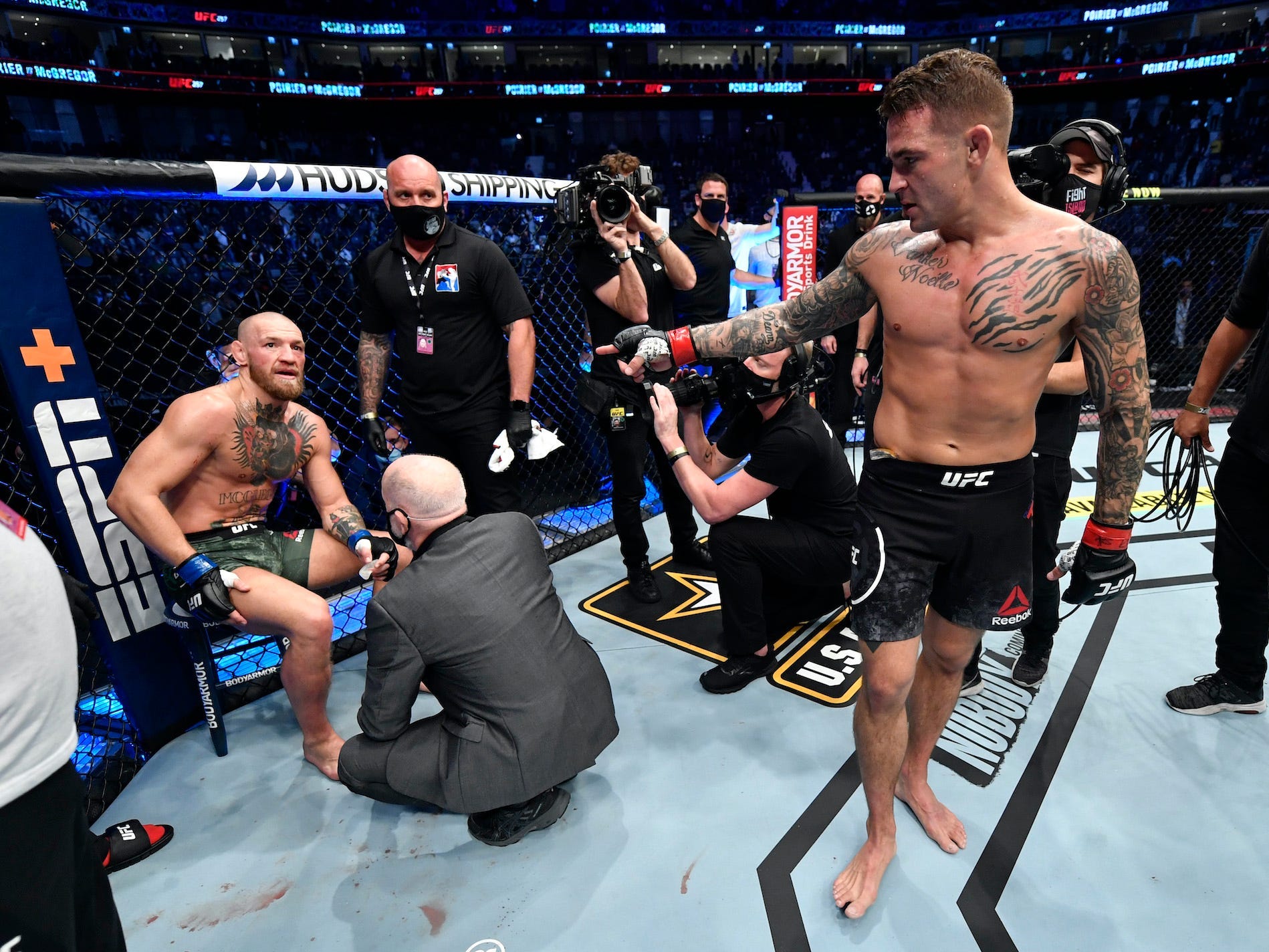 Conor McGregor beaten by Dustin Poirier