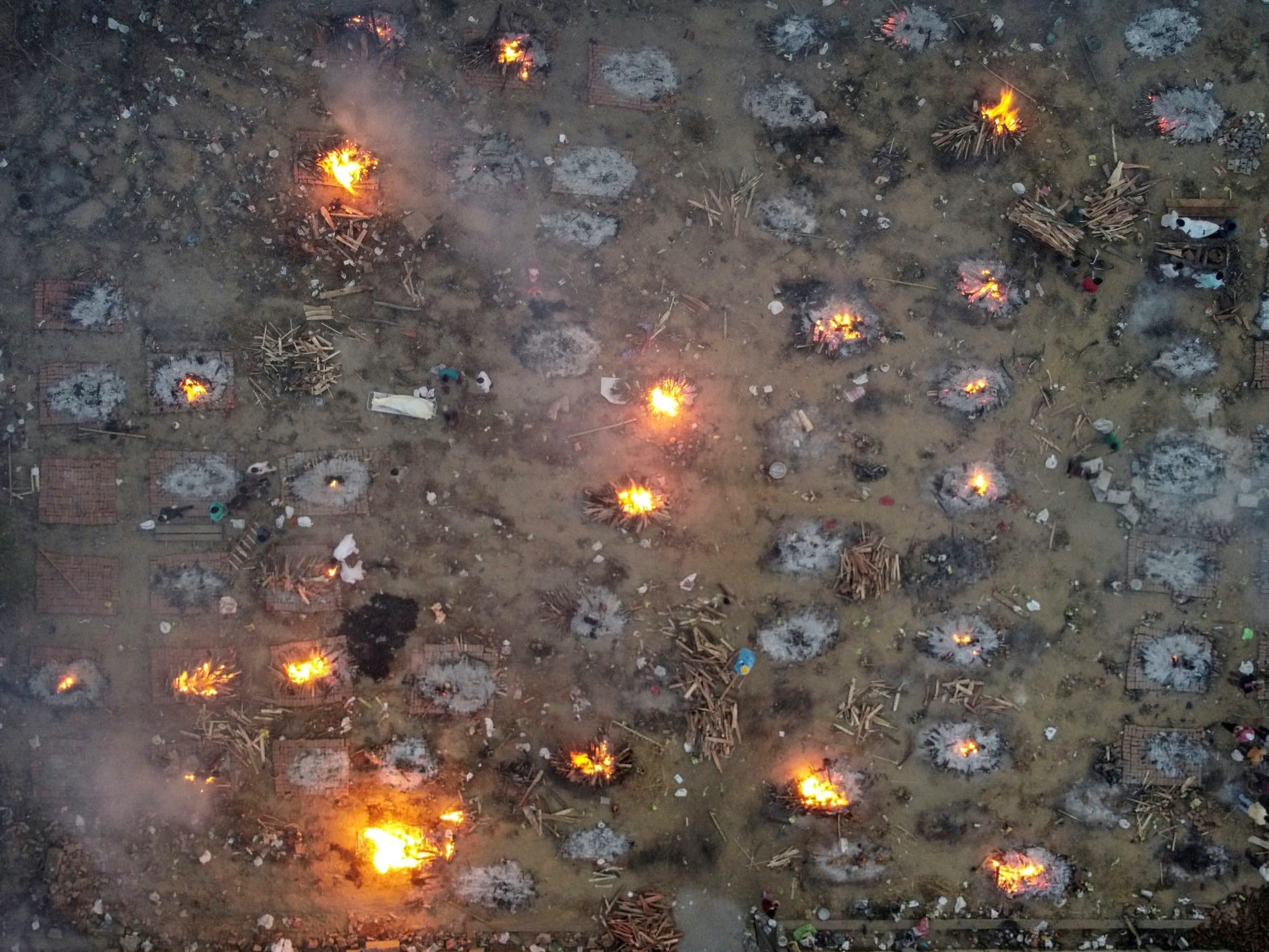 india covid mass cremation