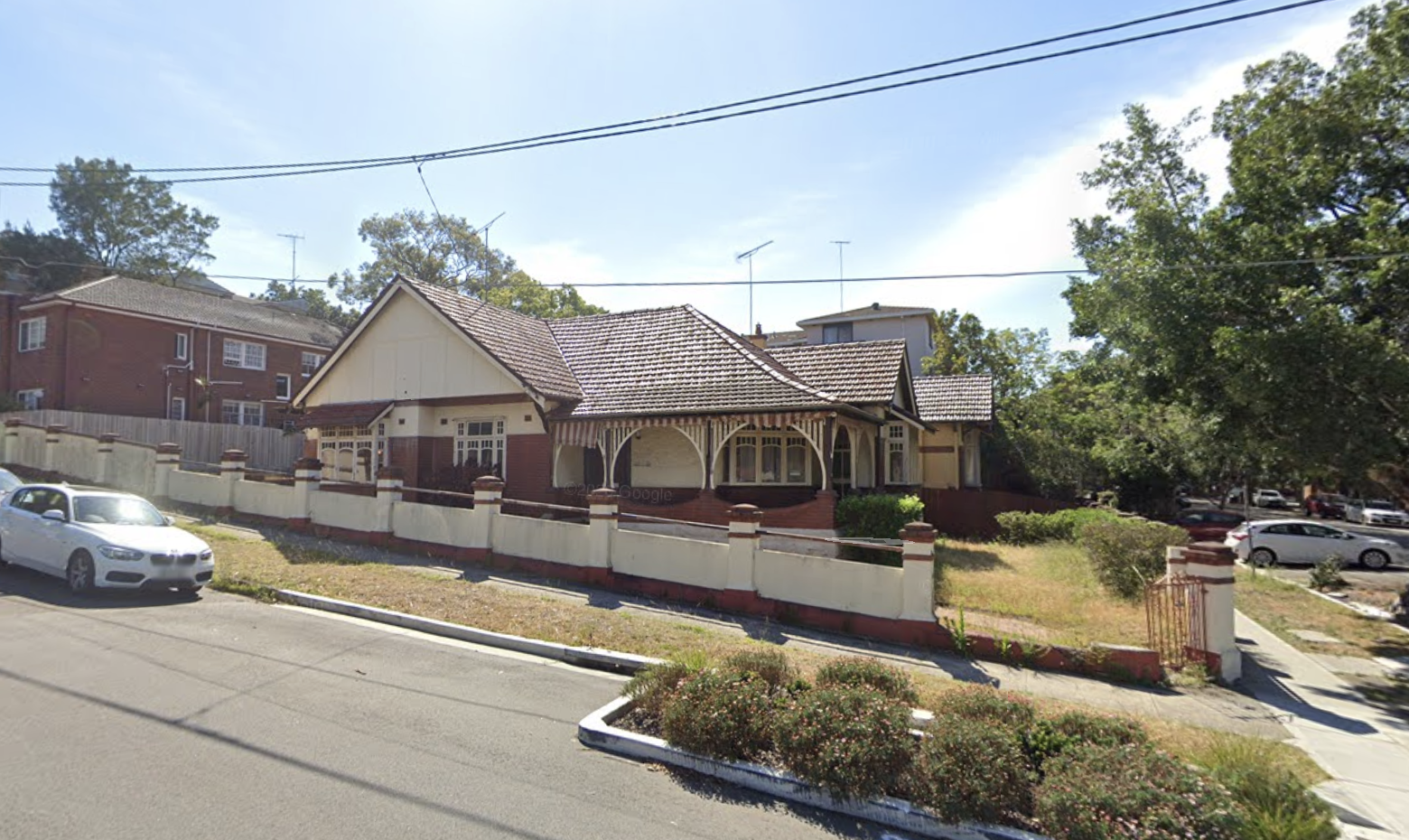 A street view picture of a Sydney house that sold for $3.5 million despite having no kitchen, toilet, or power.