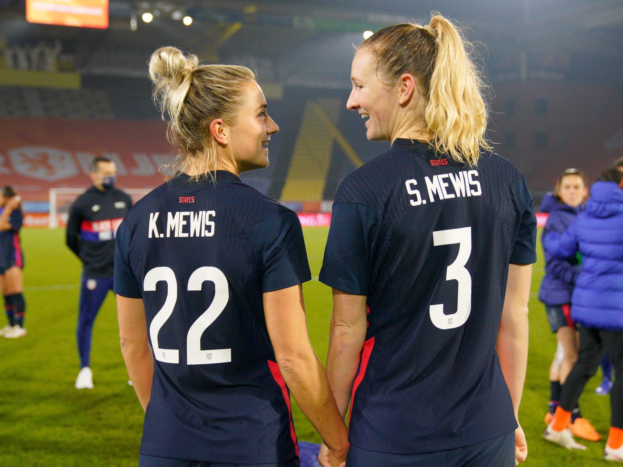 Kristie Mewis and Sam Mewis.