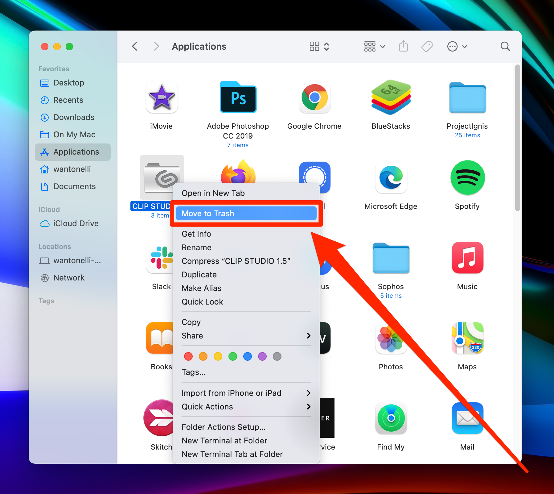 A Mac's Applications folder, with the Move to Trash option highlighted.