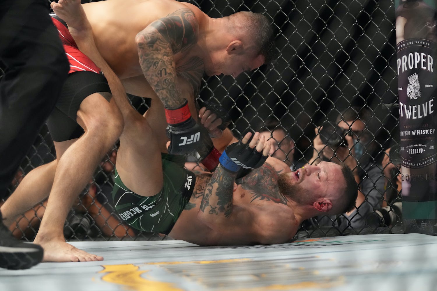 Dustin Poirier dominated Conor McGregor when the fight was on the ground.