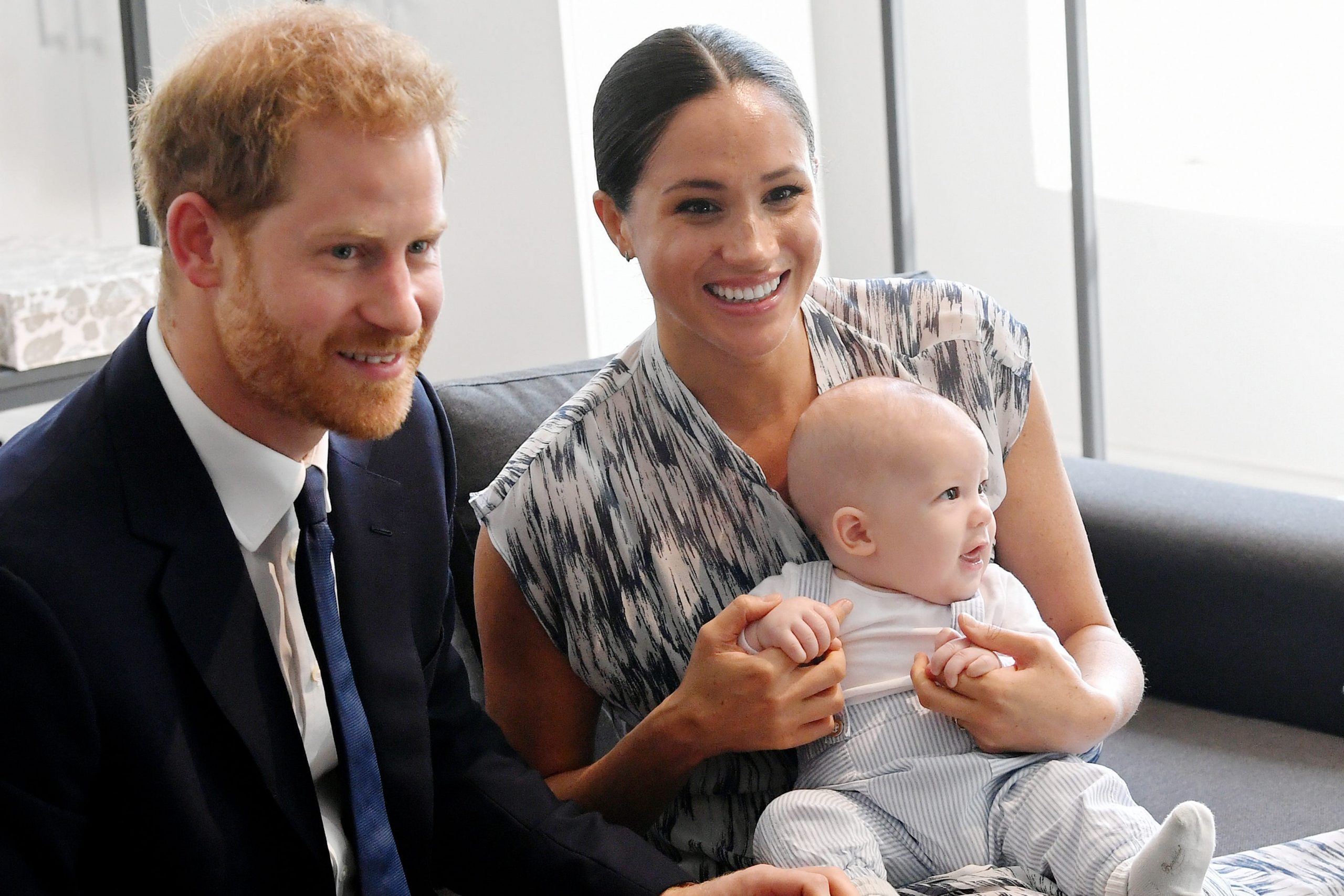 Prince Harry and Meghan Markle with their son Archie Mountbatten-Windsor in Cape Town 2019.