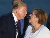 Donald Trump en Angela Merkel tijdens een G7-top in 2019.
