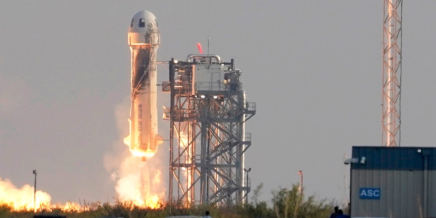 Jeff Bezos space flight on Blue Origin rocket.