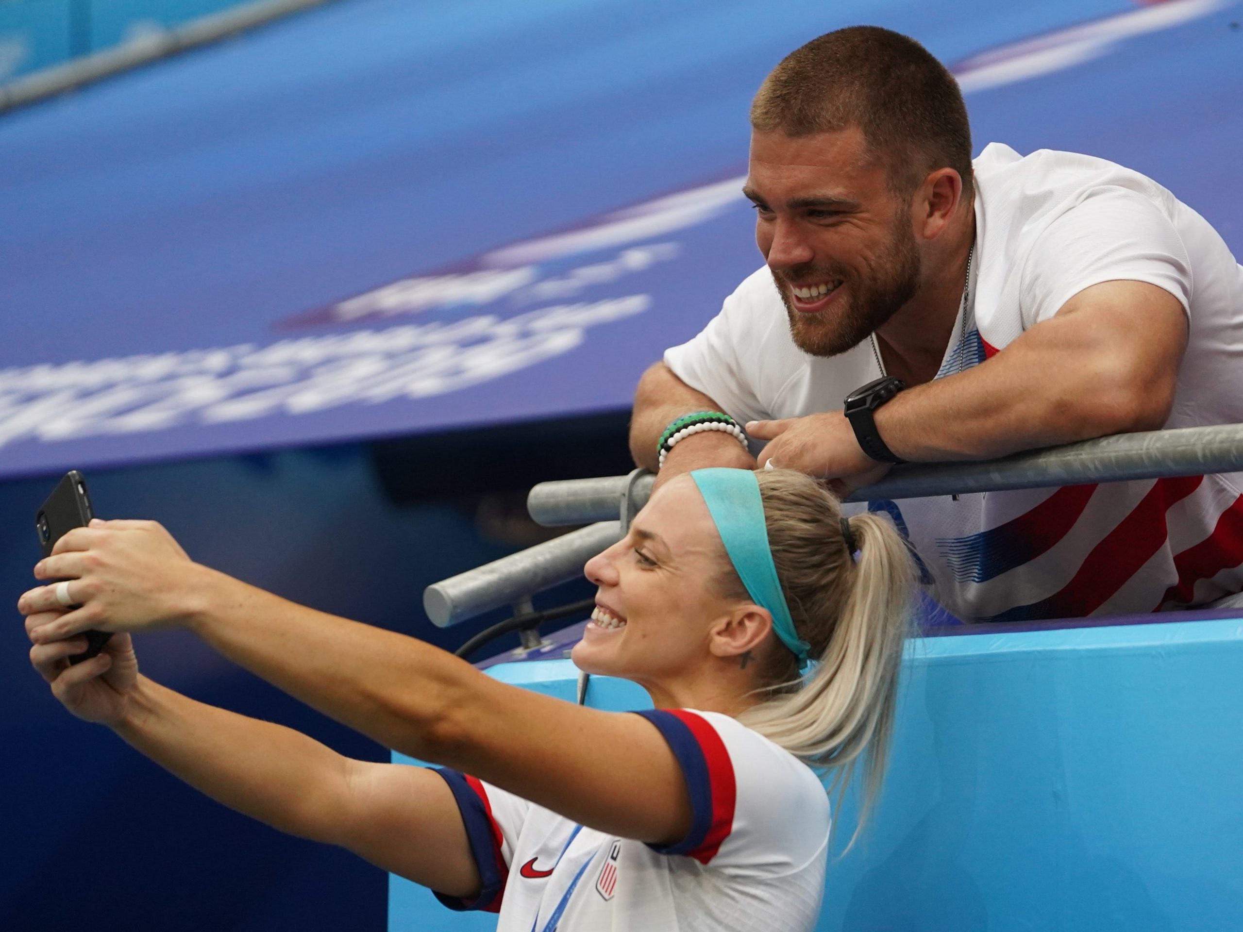 julie ertz zach ertz selfie world cup 2019