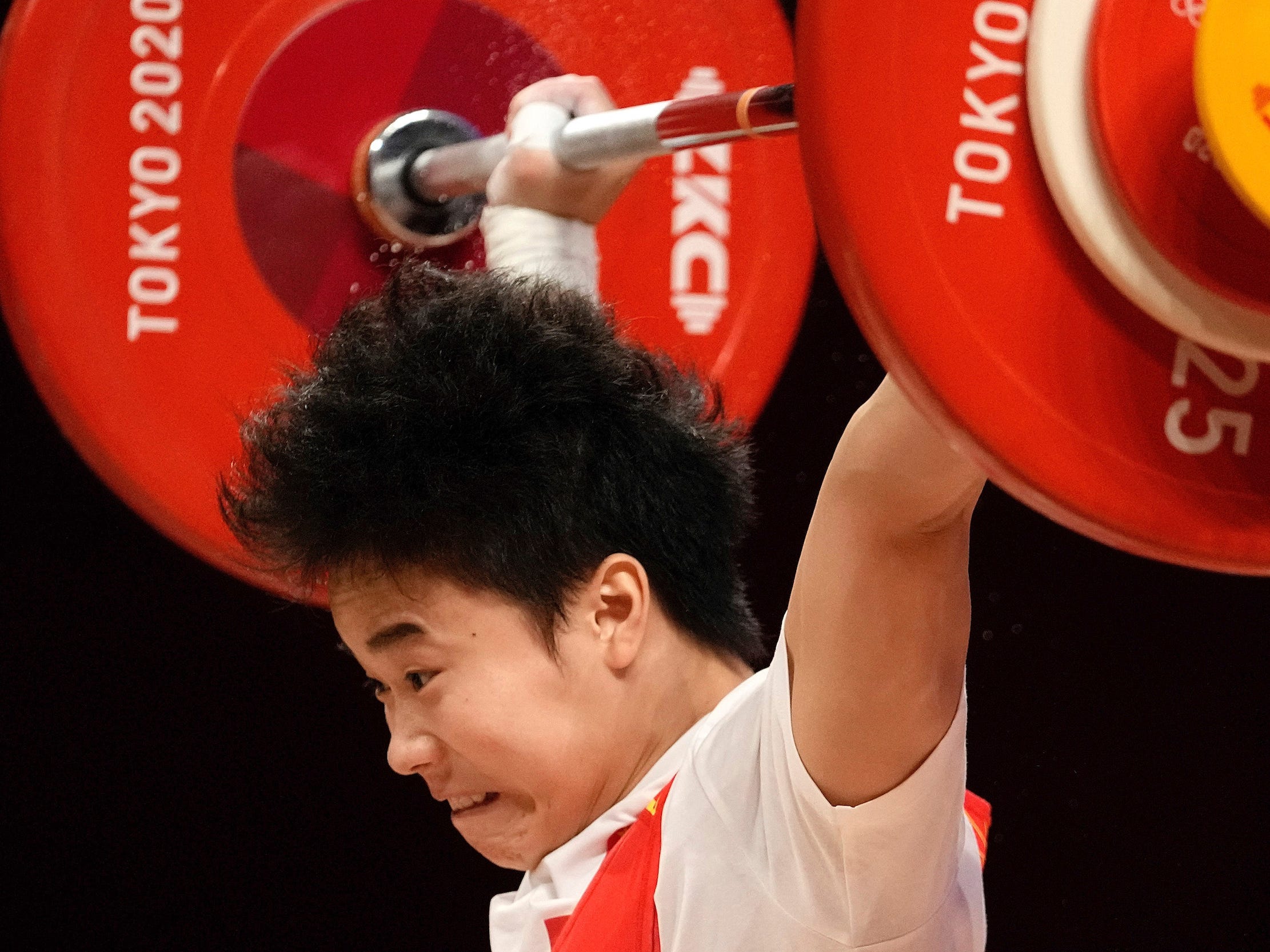 Zhihui Hou of China.