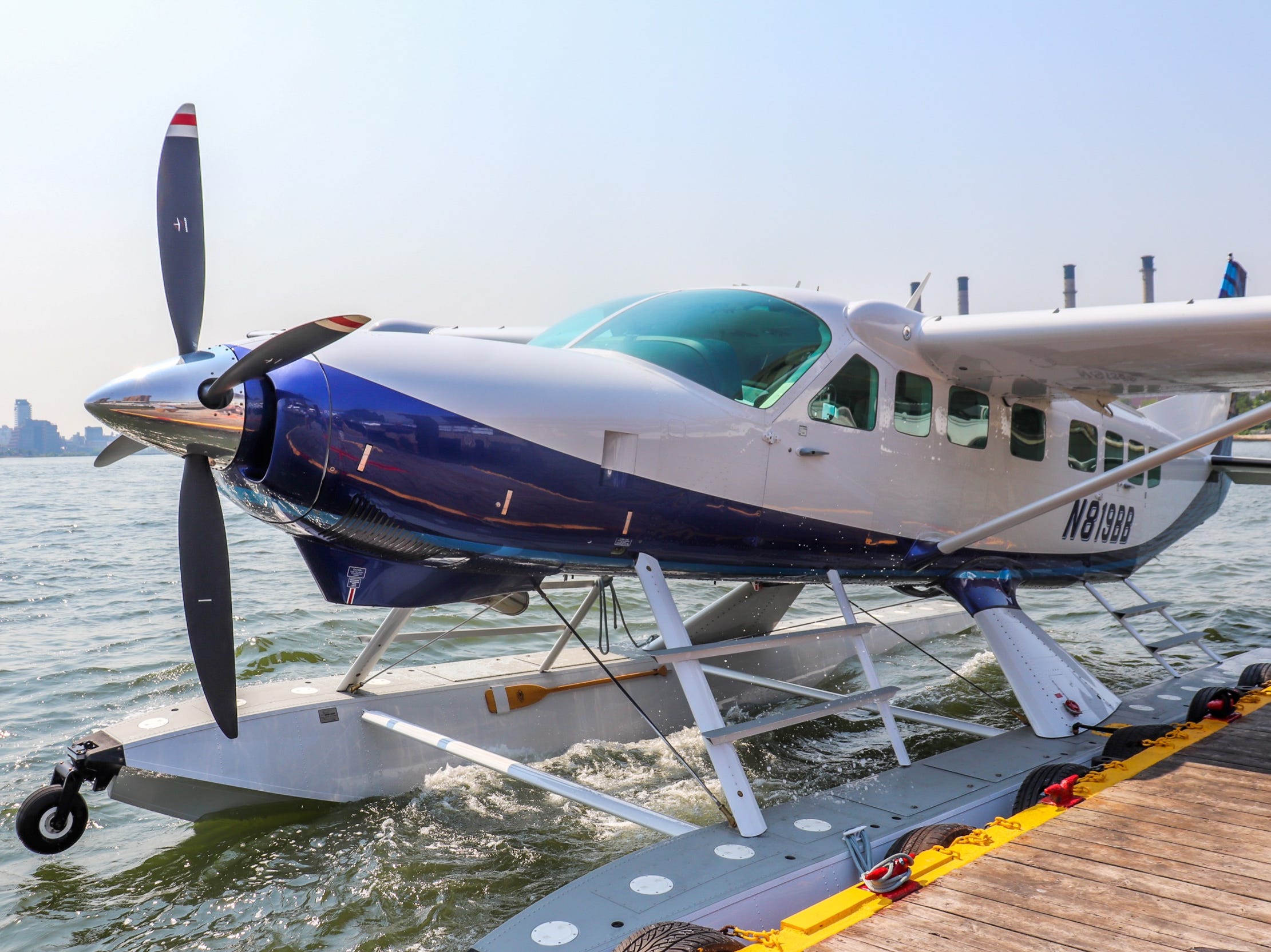A Tailwind Air Cessna Caravan EX seaplane - Tailwind Air seaplane demo flight 2021