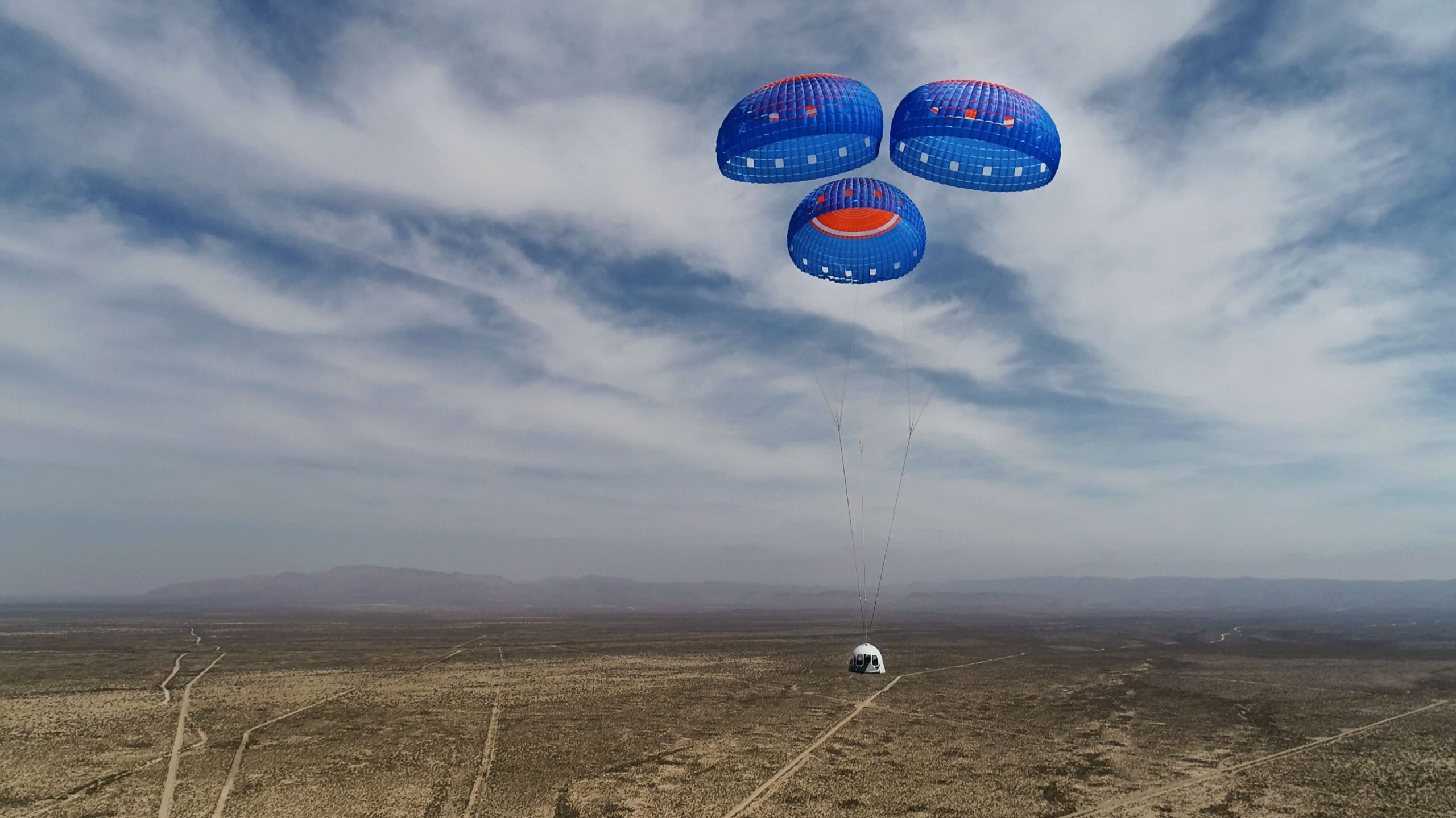 Een New Shepard-capsule landt op 14 januari 2021 in Texas na een succesvolle onbemande vlucht. Foto Blue Origin.