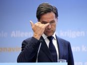 Premier Rutte tijdens de ingelaste persconferentie op 9 juli.