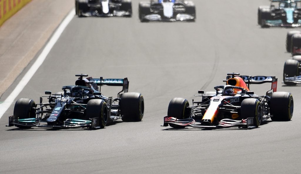Lewis Hamilton en Max Verstappen vechten om de wereldtitel in 2021.