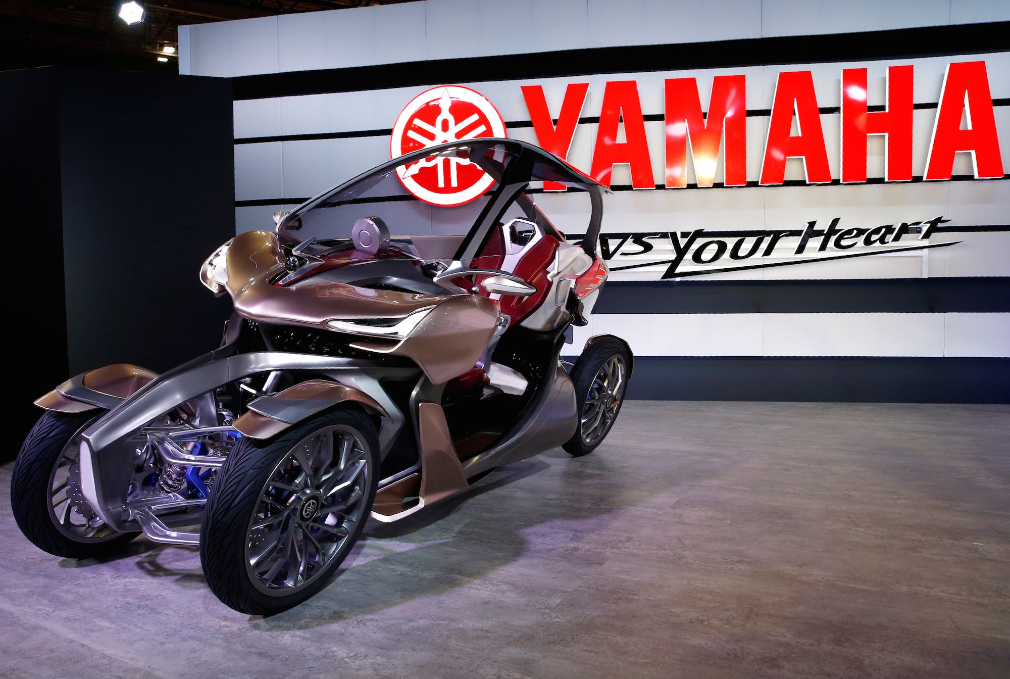 Yamaha MWC 4