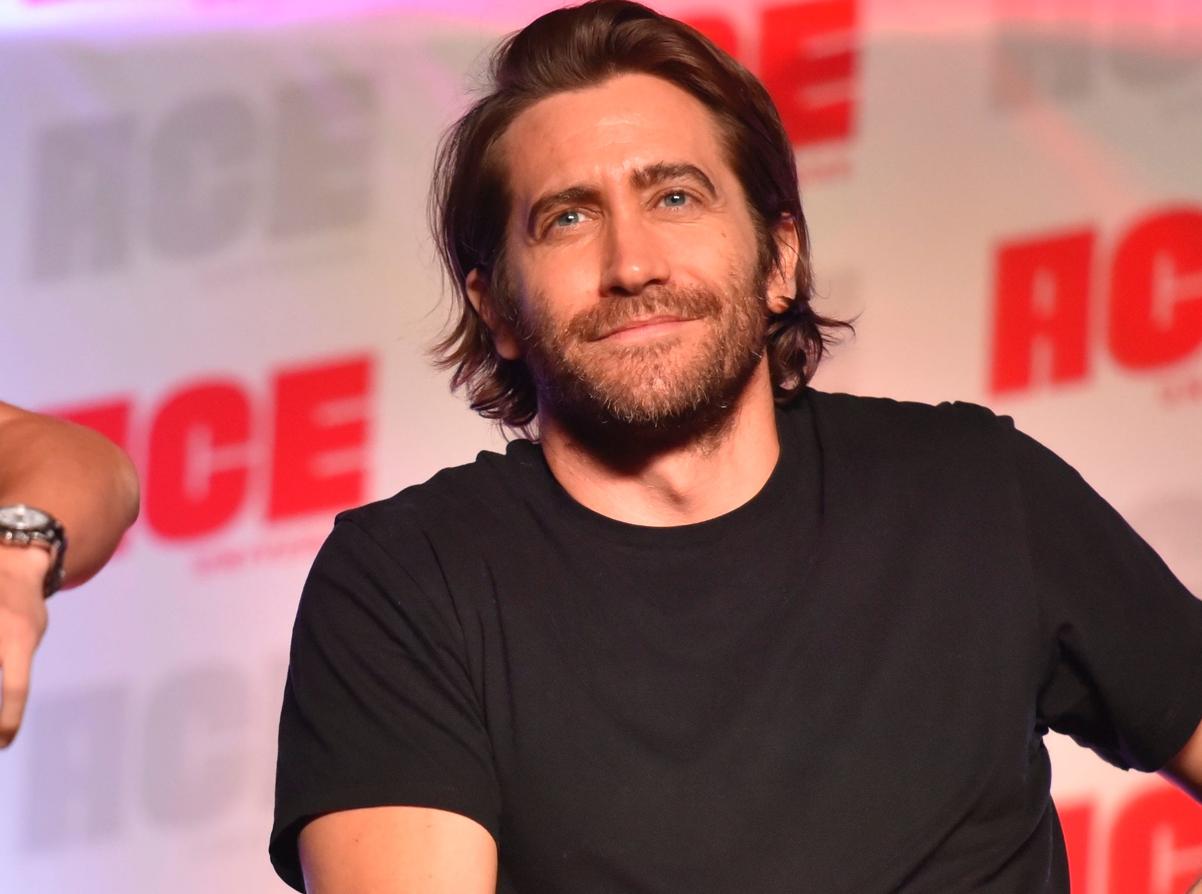 jake gyllenhaal october 2019