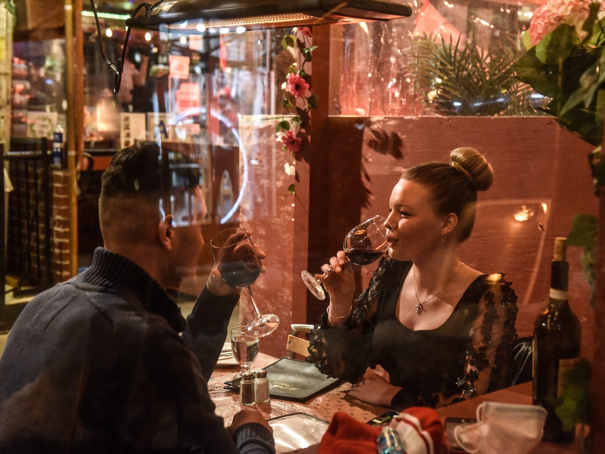 New York City indoor dining