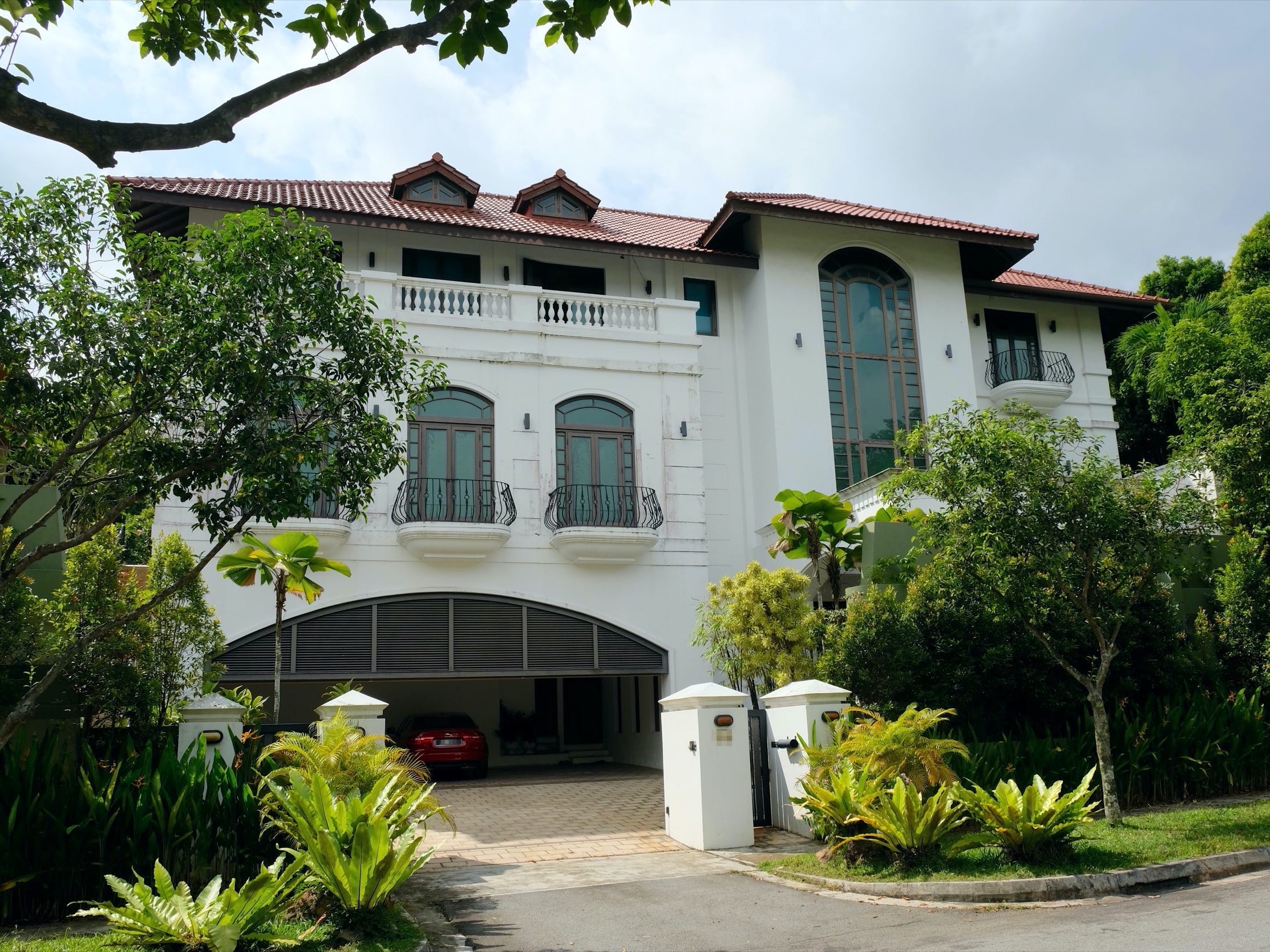 a house in the upscale queen astrid park area of singapore