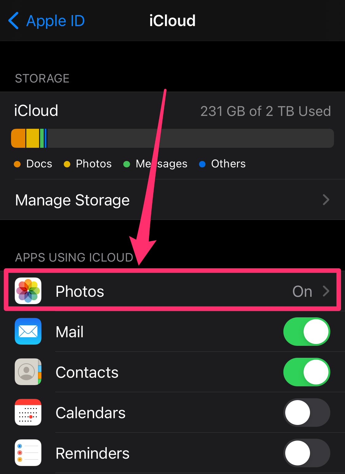 Screenshot of iCloud page in Settings app