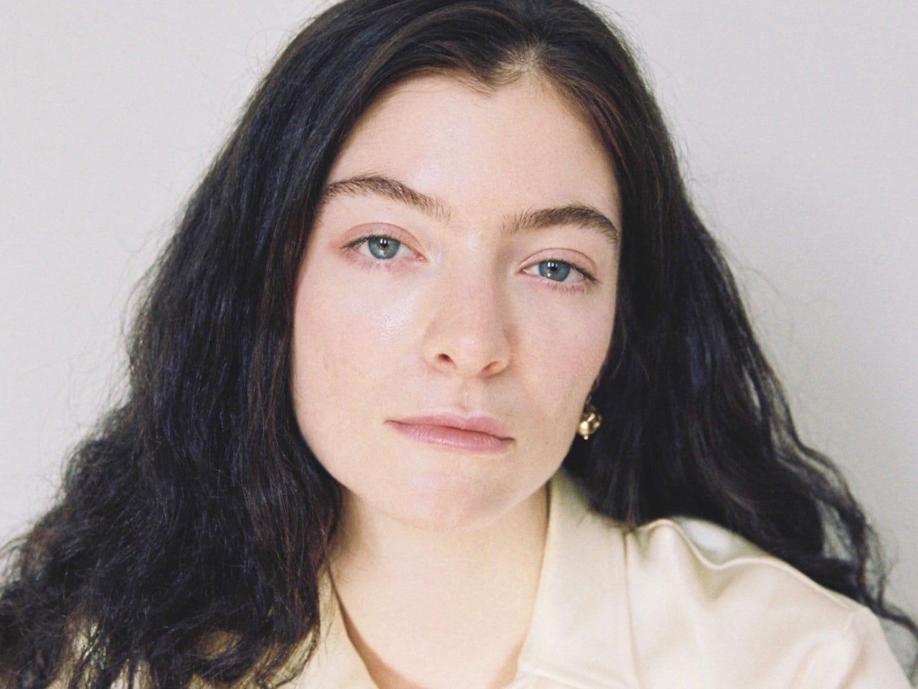 Lorde press photo solar power