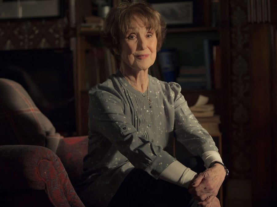 Mrs Hudson Una Stubbs