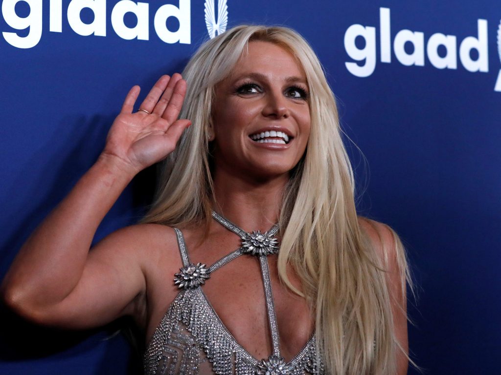 Britney Spears Dad Agrees To Step Down As Her Conservator 6552