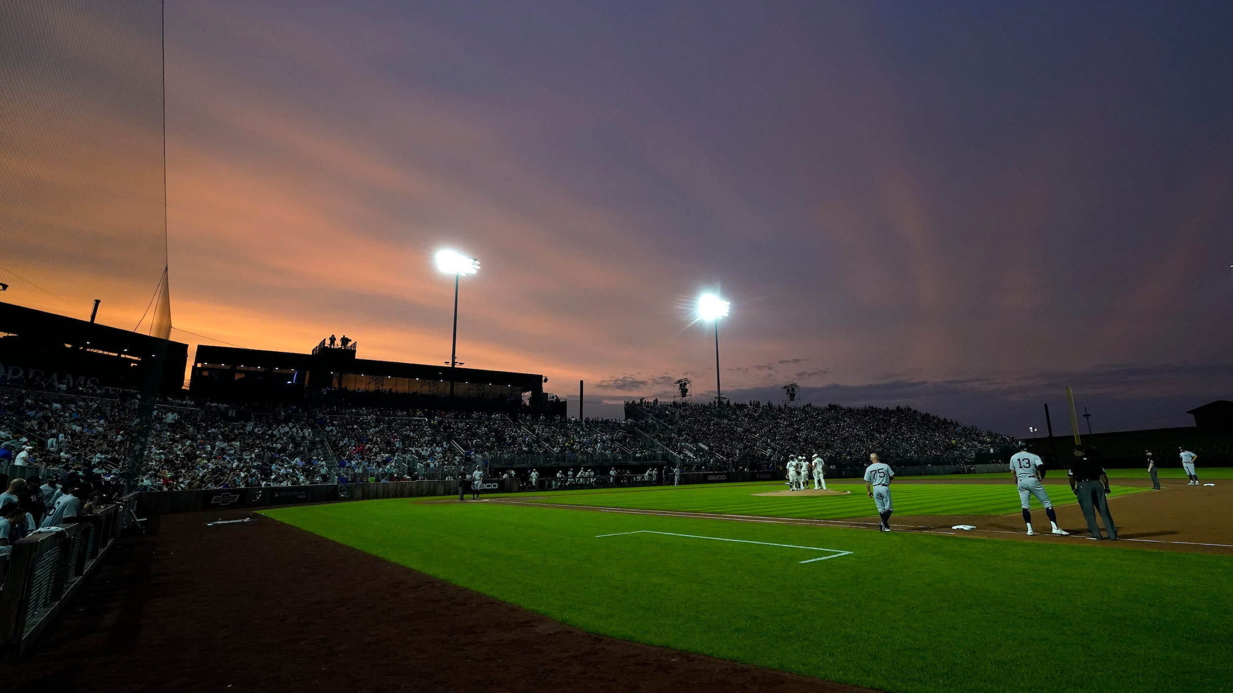 Field of Dreams game