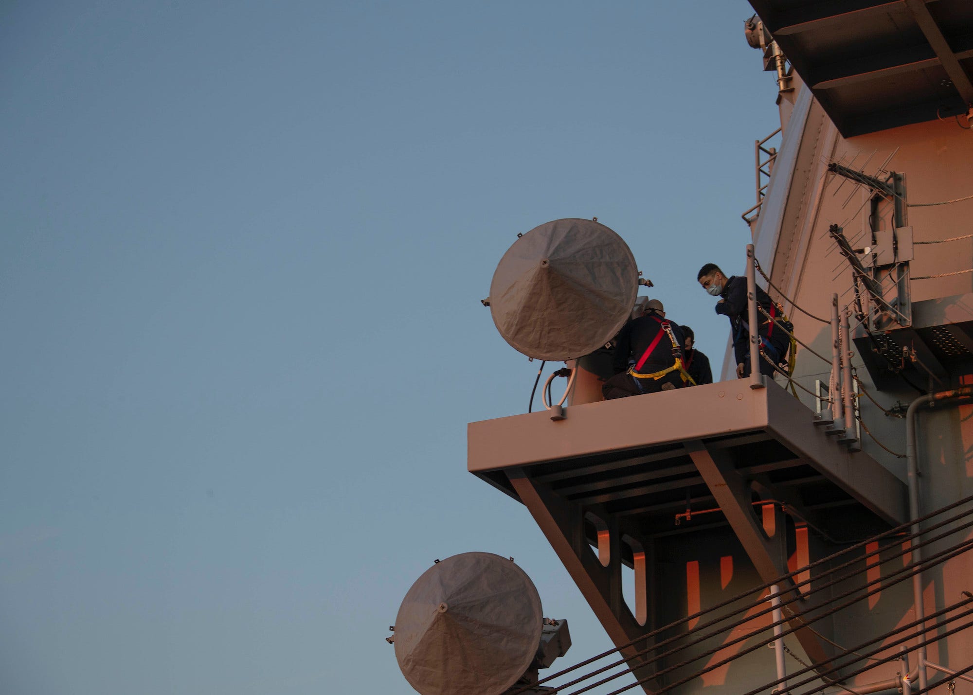 Navy aircraft carrier Ford radar