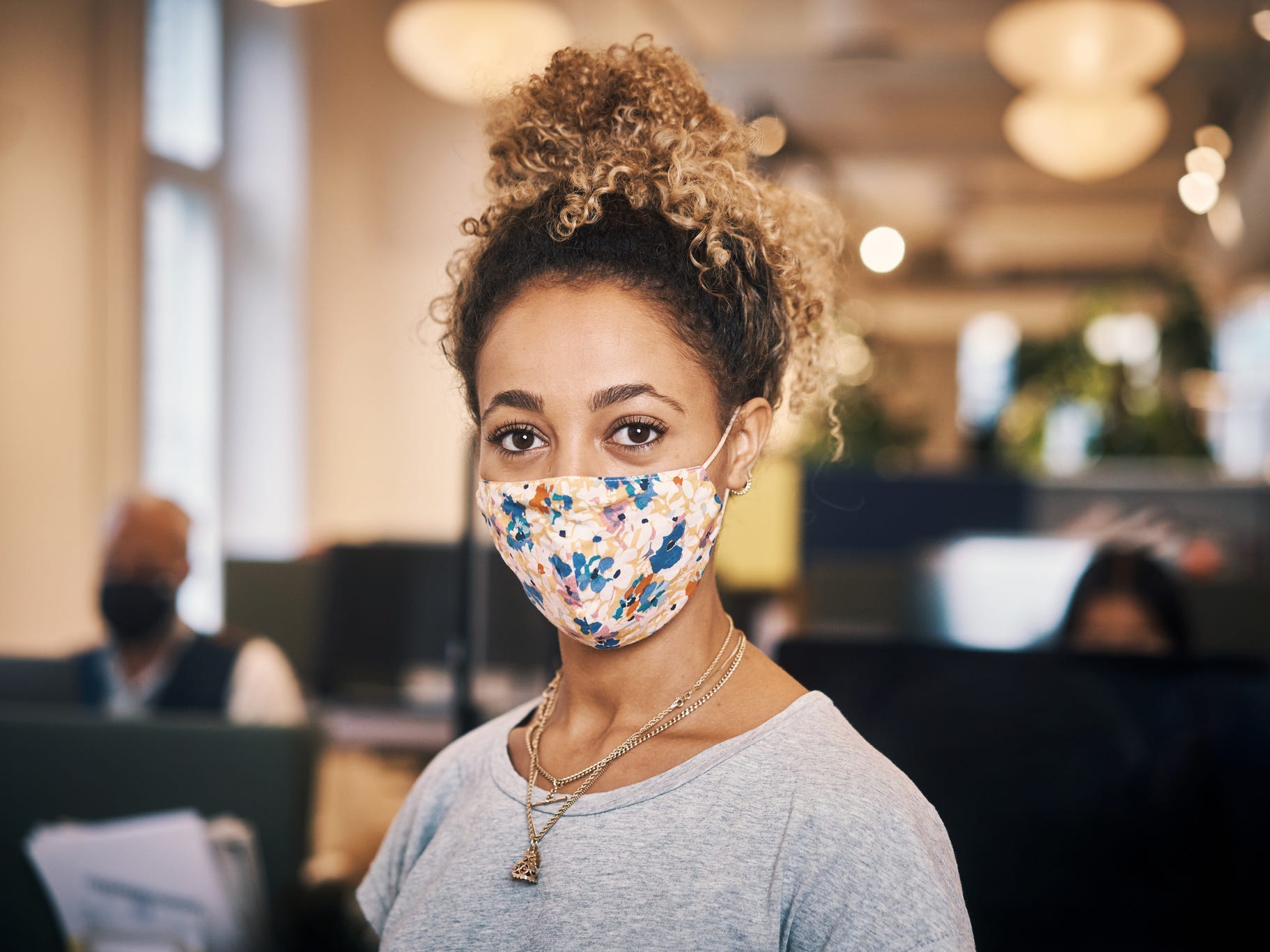 woman office worker employee mask covid