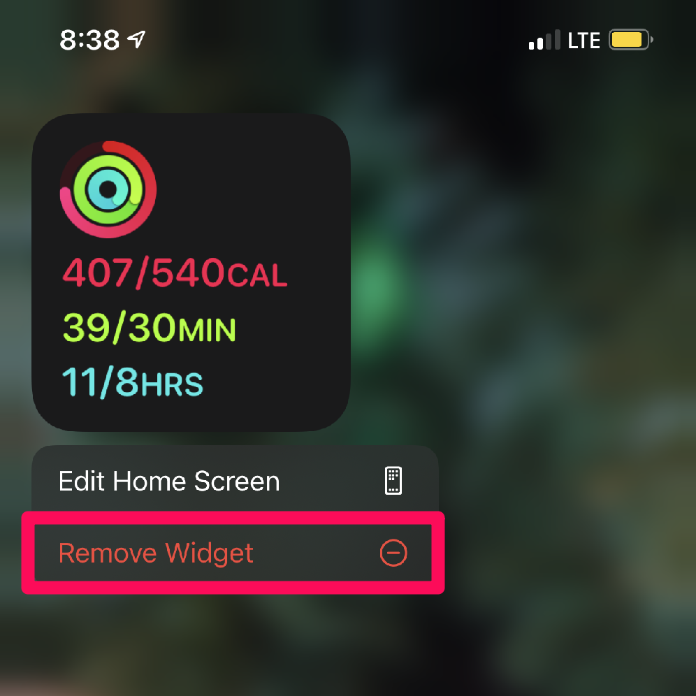 A screenshot of iPhone iOS 14 widget in edit mode with a box around the "Remove Widget" option.