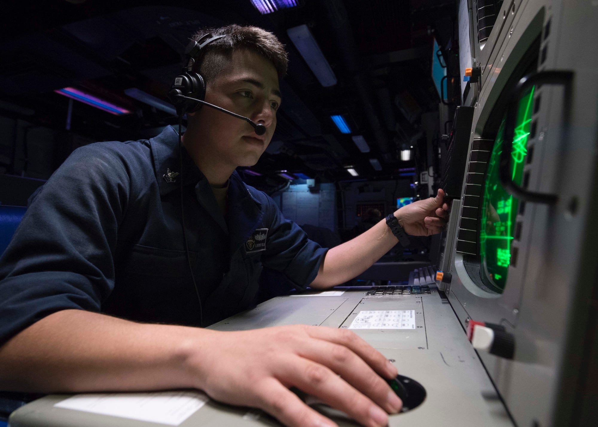 Navy Ticonderoga-class guided-missile cruiser USS Antietam sailor