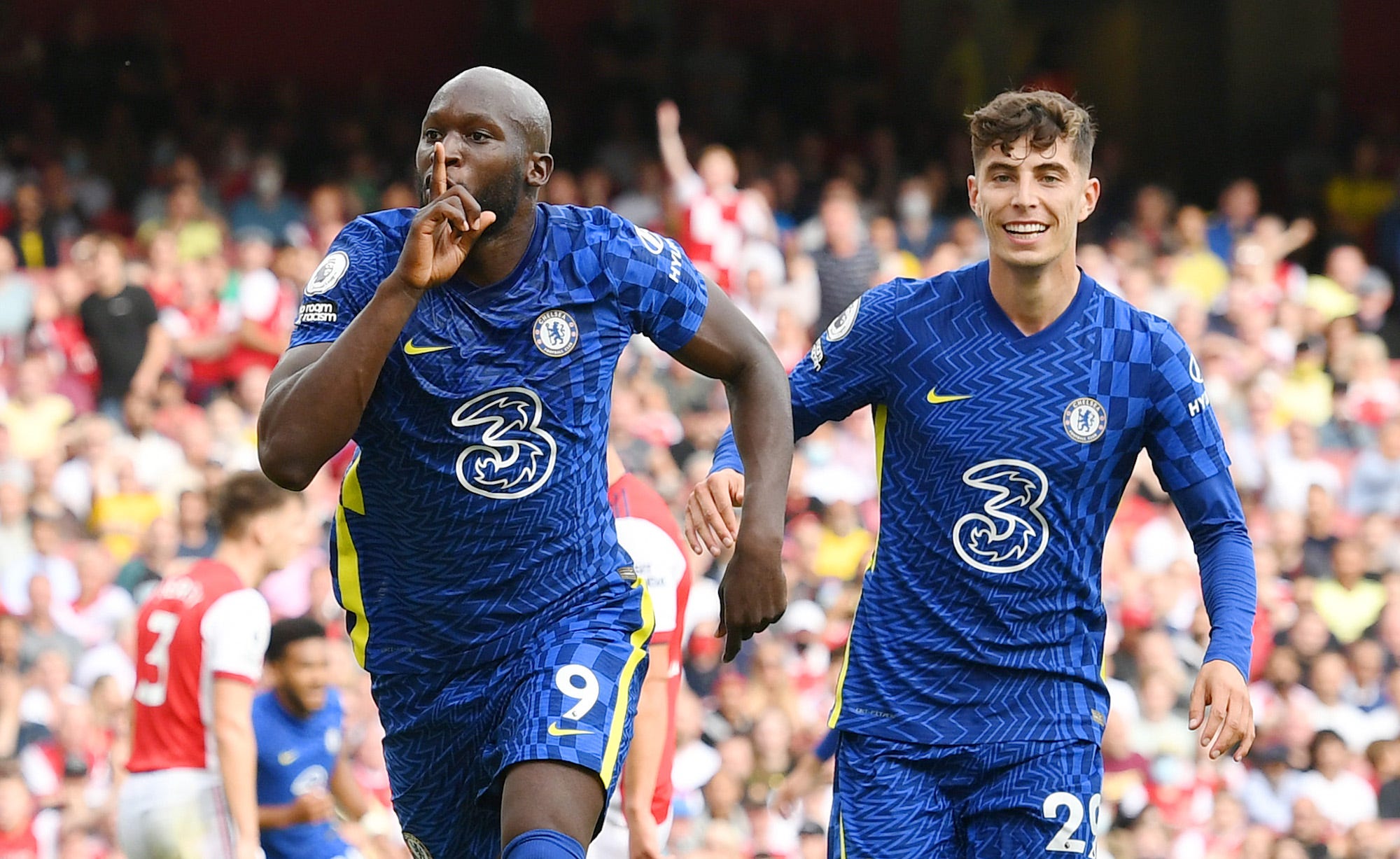 Romelu Lukaku of Chelsea celebrates after scoring their side's first goal during the Premier League match between Arsenal and Chelsea at Emirates Stadium