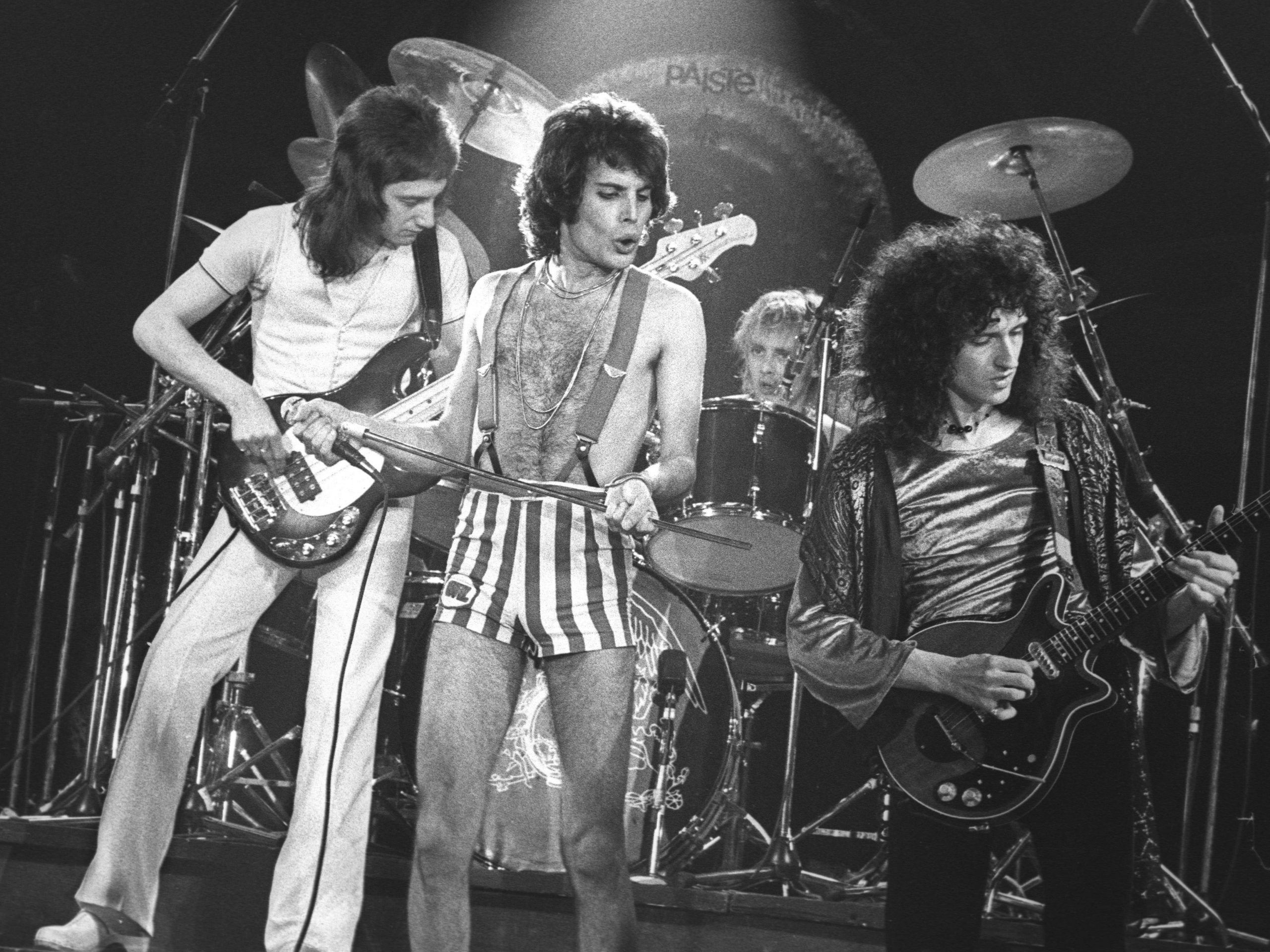 Photo of Queen on stage during a performance