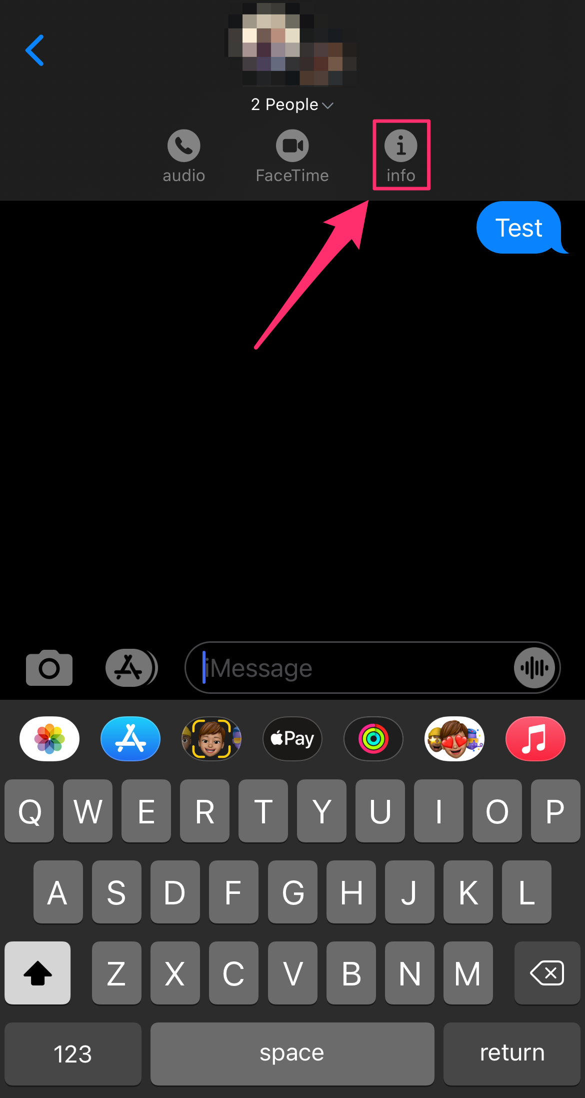 iPhone screenshot of an iMessage group with the info button highlighted