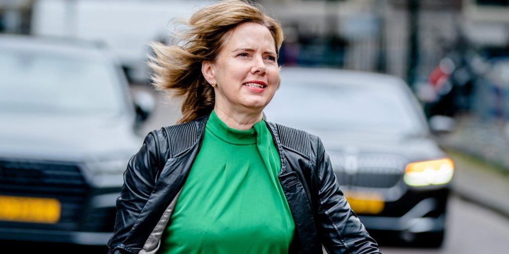 Cora van Nieuwenhuizen stapt op als demissionair minister van Infrastructuur en Waterstaat.