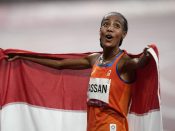 Sifan Hassan na haar overwinning op de 5000 meter.